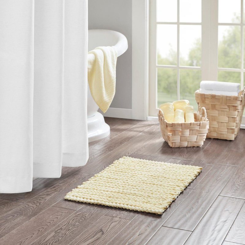 Bath | Lasso Yarn Dyed Chenille Chain Stitch Rug Bath Bath