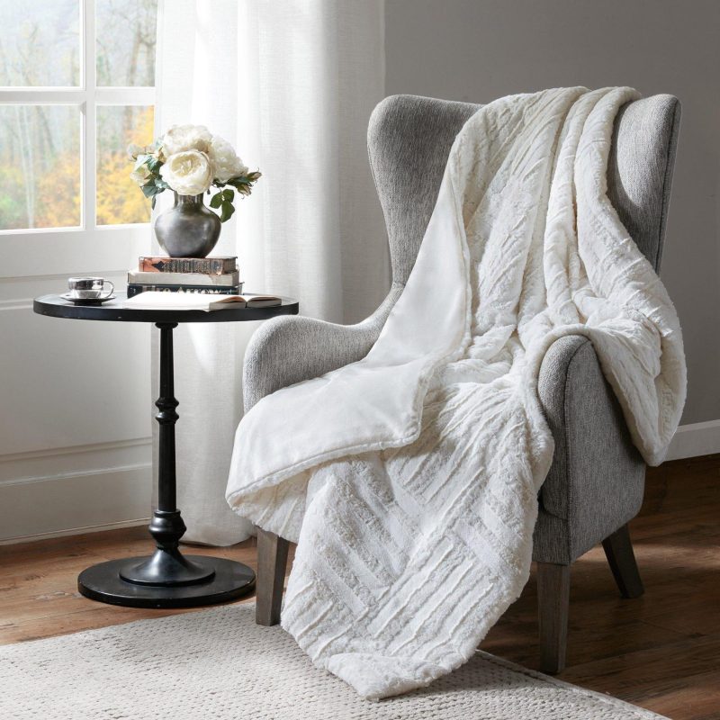 Bedding | Arctic Plush Down Alternative Throw Bedding Bedding