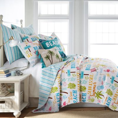 Bedding | Coastal Beach Days Quilt & Sham Set Bedding Bedding