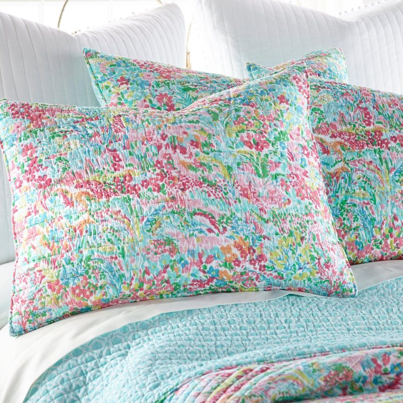 Bedding | Karola Ditsy Floral Quilt & Sham Set Bedding Bedding