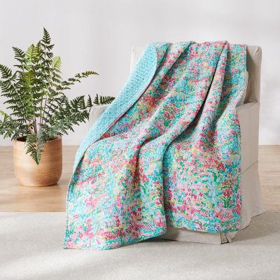 Bedding | Karola Ditsy Floral Quilted Throw Bedding Bedding