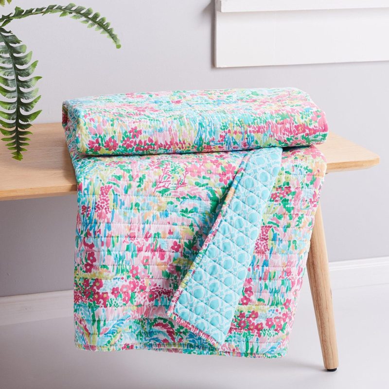 Bedding | Karola Ditsy Floral Quilted Throw Bedding Bedding