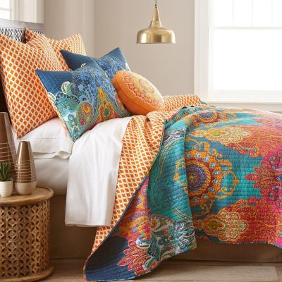 Bedding | Mackenzie Reversible Quilt & Sham Set Bedding Bedding